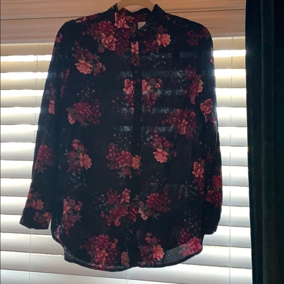 Floral button up - Picture 1 of 2